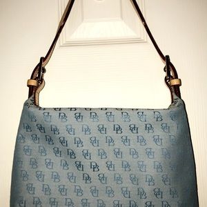 Dooney and Bourke vintage shoulder bag